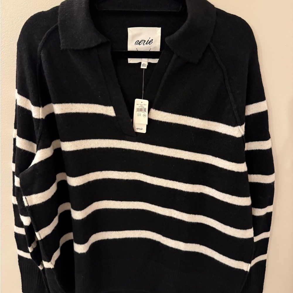 Aerie V-Neck Black and White Striped Sweater